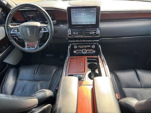 Certified 2021 Lincoln Navigator L Reserve AWD/4WD image 14