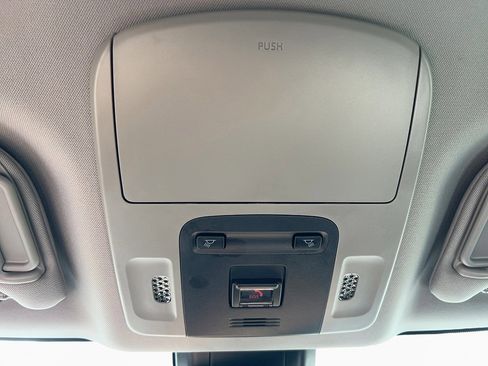 Used 2023 Toyota Camry SE FWD image 21