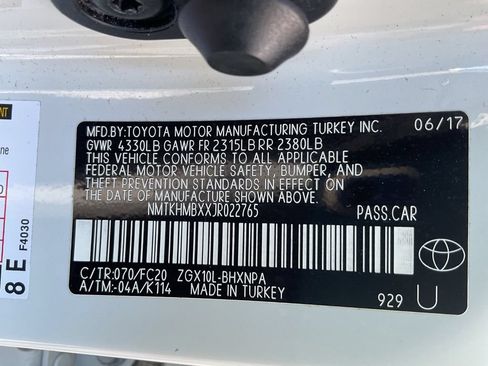 Used 2018 Toyota C-HR XLE FWD image 42