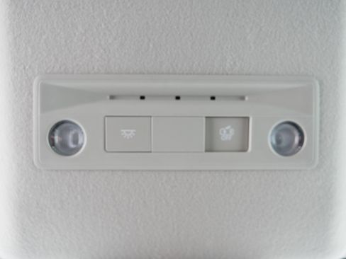 Certified 2025 Nissan Kicks SV w/ Illumination Package image 33