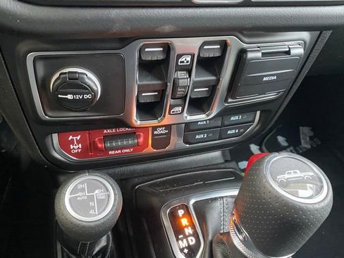 New 2026 Jeep Gladiator Mojave image 24