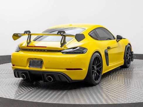 Used 2024 Porsche 718 Cayman GT4 RS image 19
