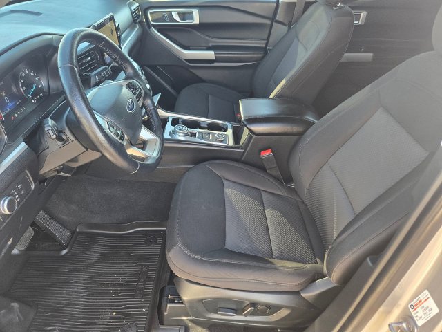 Used 2022 Ford Explorer XLT AWD/4WD image 10