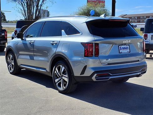 Certified 2024 Kia Sorento SX Prestige image 5