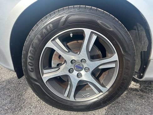 Used 2014 Volvo XC60 T6 AWD/4WD image 26