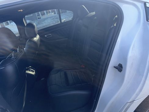 Used 2013 Ford Taurus SHO image 11