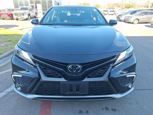 Used 2023 Toyota Camry XSE image 9