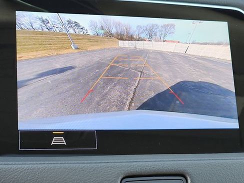 Certified 2023 Cadillac XT4 Luxury w/ Cold Weather Package image 32