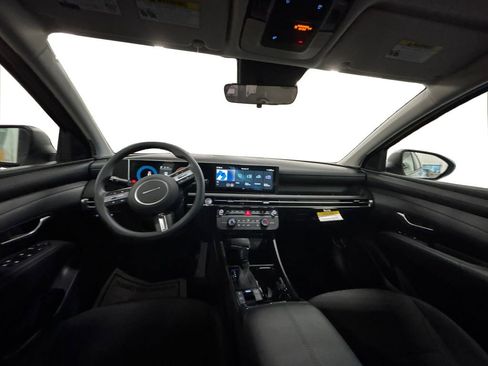 New 2026 Hyundai Tucson SE image 17