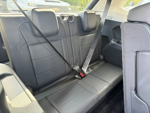 Used 2020 Volkswagen Tiguan SE w/ Panoramic Sunroof Package FWD image 32