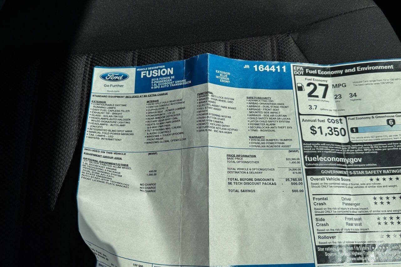Used 2018 Ford Fusion SE w/ Fusion SE Technology Package FWD image 33