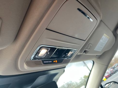 Used 2023 Lincoln Corsair Reserve w/ Equipment Group 201A image 16