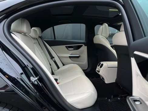 Certified 2023 Mercedes-Benz C 300 4MATIC Sedan image 43