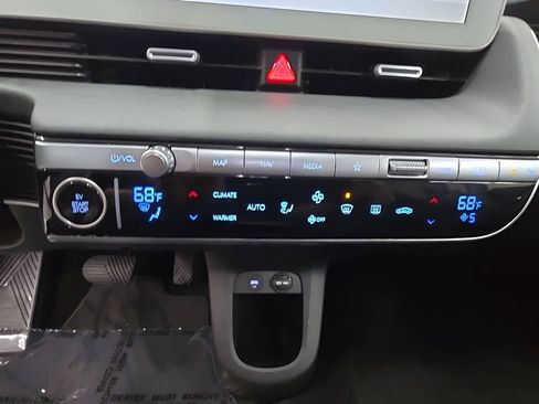 Certified 2024 Hyundai Ioniq 5 SEL RWD image 26