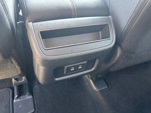 Used 2026 Nissan Pathfinder SV AWD/4WD image 21