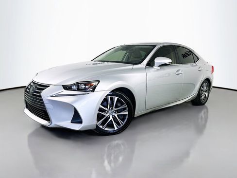 Used 2018 Lexus IS 300 w/ Accessory Package 2 RWD image 3