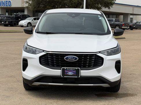 Used 2023 Ford Escape Active w/ Tech Pack #1 FWD image 9