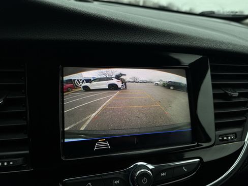 Used 2022 Buick Encore Preferred w/ Safety Package image 15