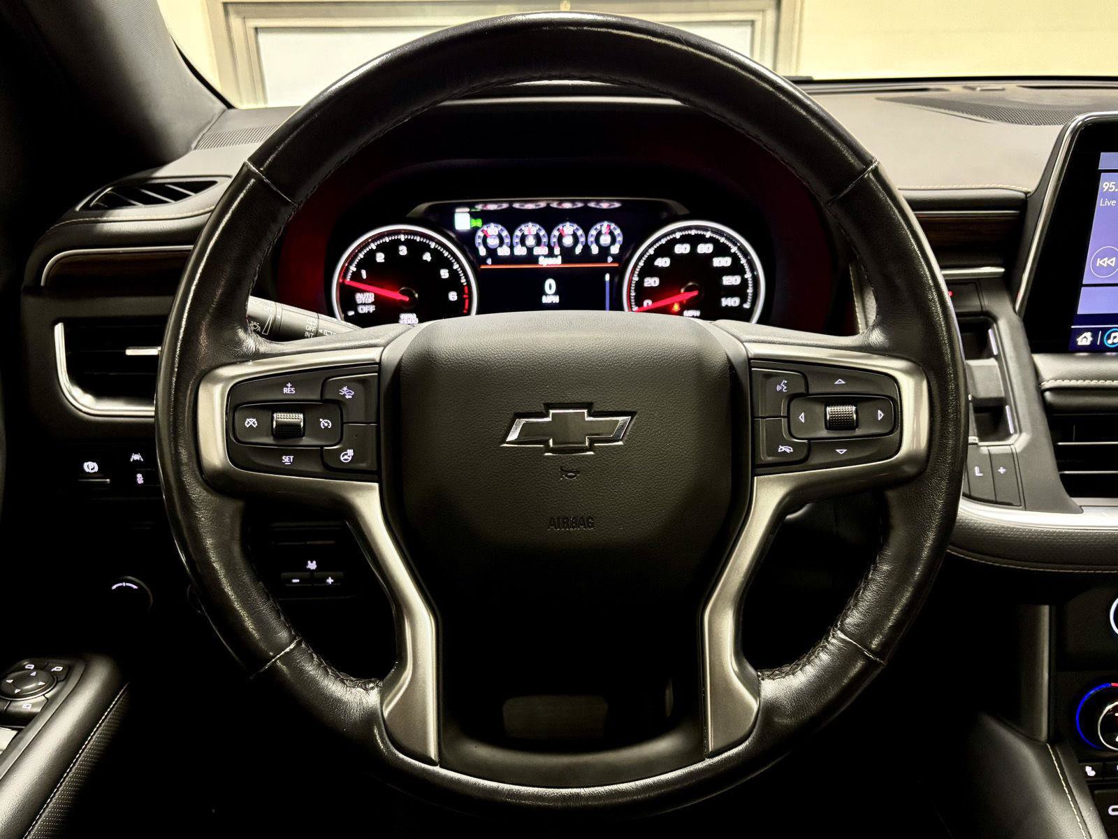 Used 2021 Chevrolet Tahoe Premier w/ Premium Package RWD image 25