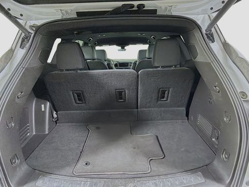 Used 2024 Buick Enclave Premium image 29