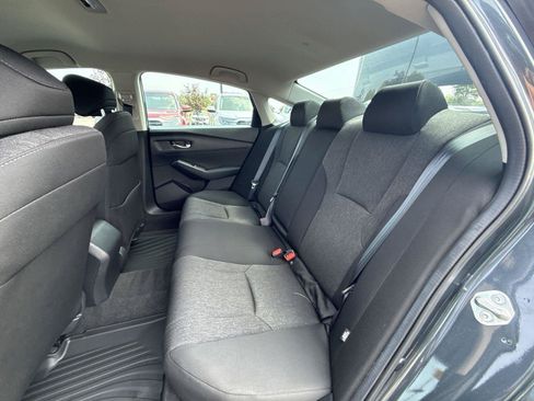 Certified 2023 Honda Accord LX image 16