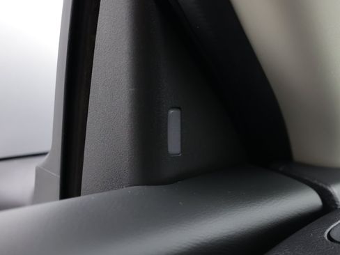 Used 2021 Nissan Sentra SV FWD image 25