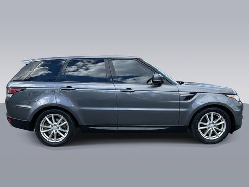 Used 2016 Land Rover Range Rover Sport SE AWD/4WD image 2