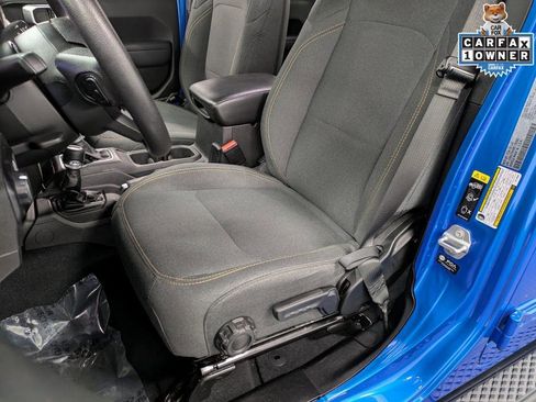 Used 2024 Jeep Gladiator Sport image 10