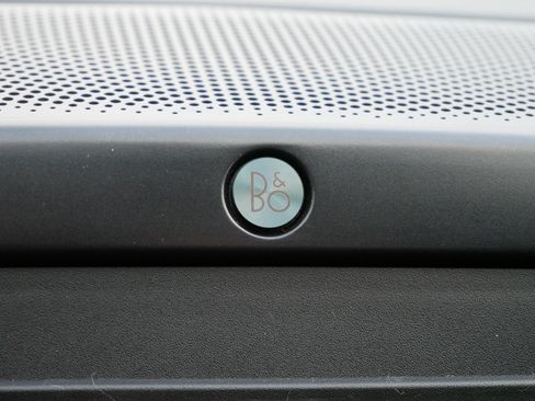 Certified 2022 Ford F350 Platinum w/ FX4 Off-Road Package image 21