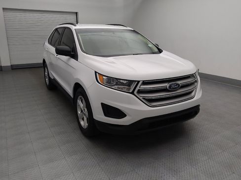 Used 2018 Ford Edge SE FWD image 14
