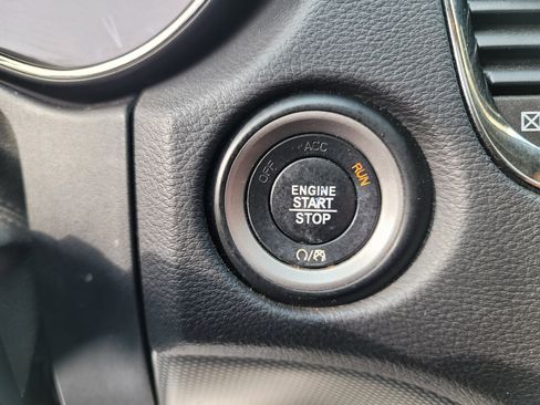 Used 2018 Dodge Durango GT image 27