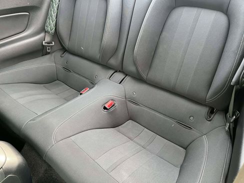 Used 2019 Ford Mustang Coupe RWD image 14