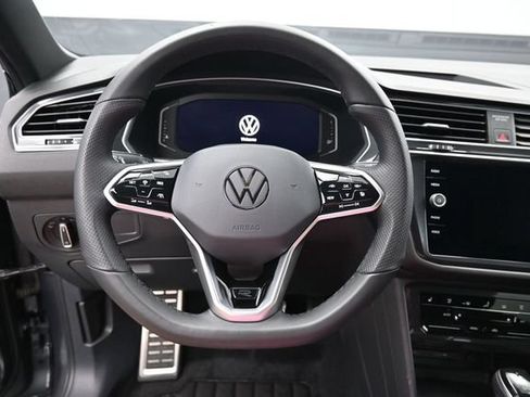 Used 2023 Volkswagen Tiguan SEL R-Line AWD/4WD image 16