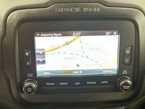 Used 2017 Jeep Renegade Limited image 12