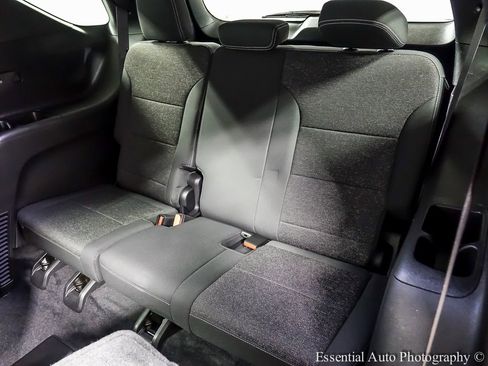 Used 2024 Chevrolet Traverse LT w/ LPO, Floor Liner Package image 12