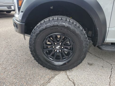Used 2026 Ford F150 Raptor AWD/4WD image 6