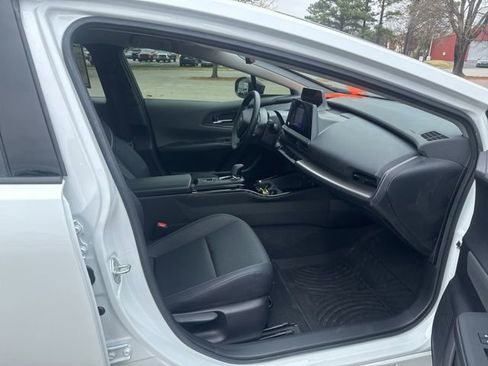 Used 2023 Toyota Prius XLE image 15