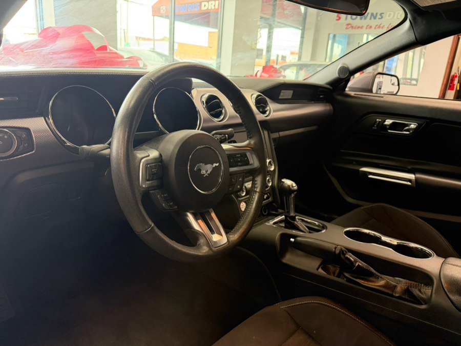 Used 2017 Ford Mustang Coupe RWD image 23
