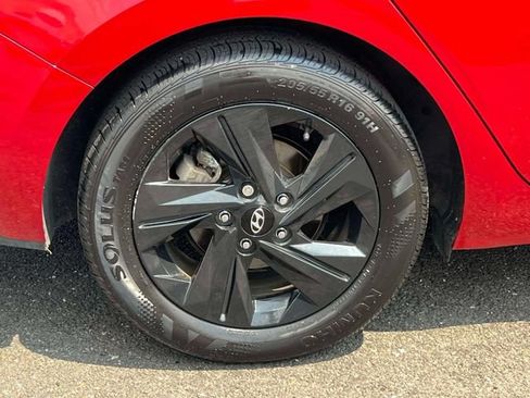 Certified 2023 Hyundai Elantra SEL FWD image 8