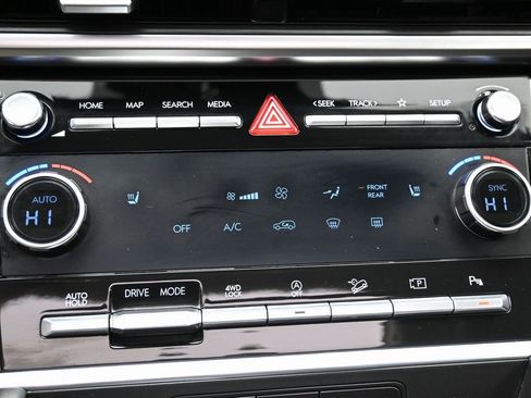 Used 2024 Hyundai Santa Fe XRT image 30