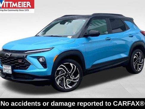 Used 2025 Chevrolet TrailBlazer RS w/ Driver Confidence Package image 1