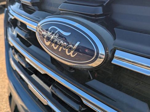 New 2026 Ford Explorer Active image 23