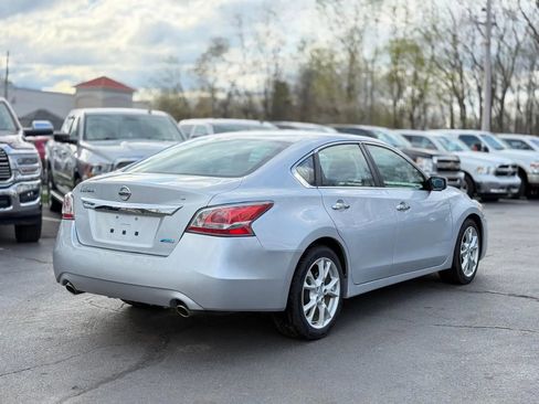 Used 2014 Nissan Altima 2.5 S FWD image 7