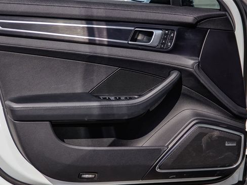 Used 2023 Porsche Panamera Platinum Edition image 21