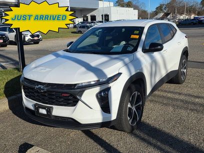 Used 2024 Chevrolet Trax RS