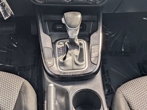 Used 2022 Kia Soul LX FWD image 18