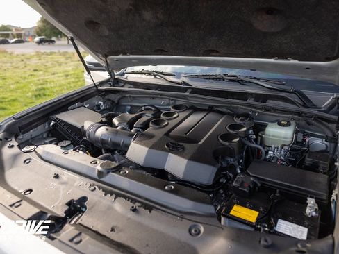 Used 2021 Toyota 4Runner TRD Off-Road Premium image 29