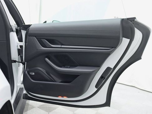 Used 2024 Porsche Taycan 4S image 44