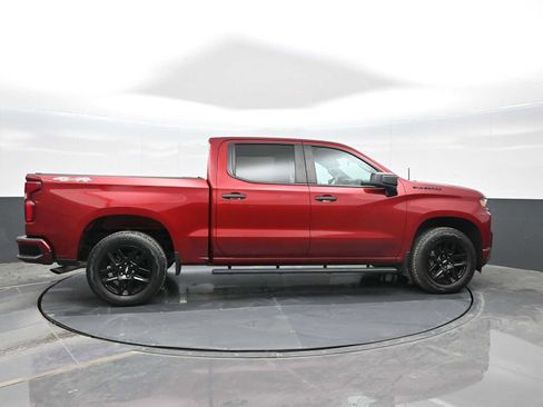 Used 2021 Chevrolet Silverado 1500 Custom w/ LPO, Dark Essentials Package image 9