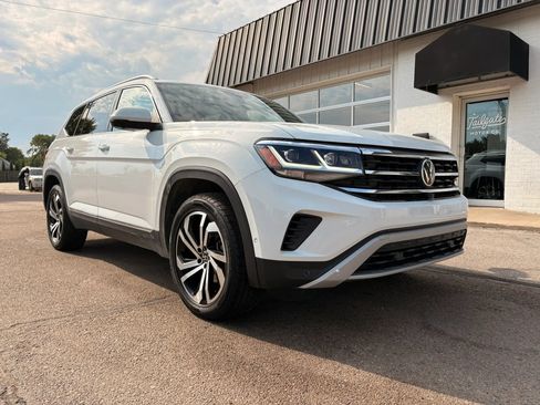Used 2021 Volkswagen Atlas SEL Premium AWD/4WD image 2